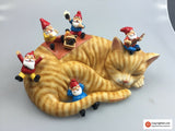 Sleeping Cat Gnome Picnic